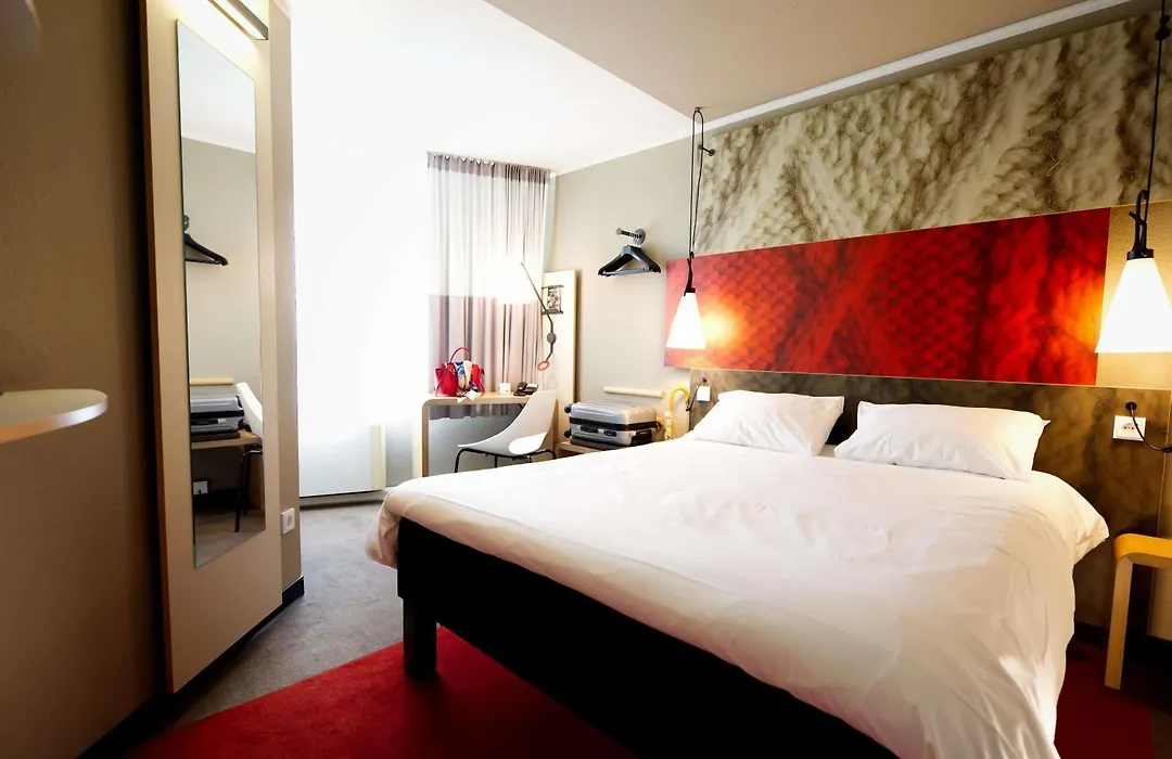 Ibis Koeln Centrum-1