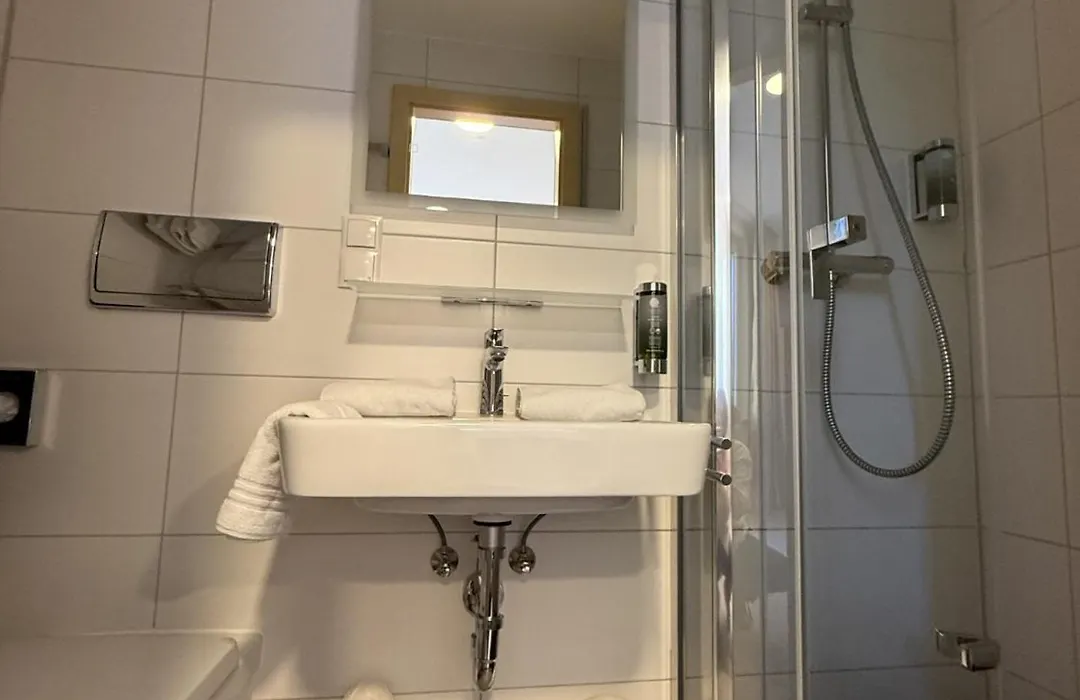 BSW Ferienhotel Lindenbach-1