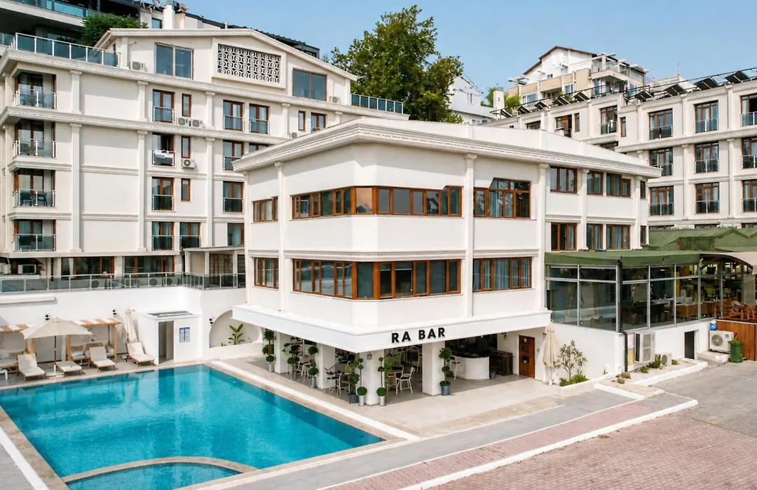 Qinn Hotels-1
