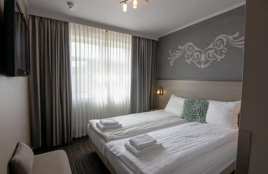 Grand Hotel Monopole-1