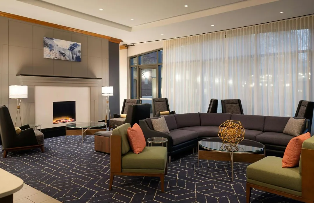 Courtyard By Marriott Boston Brookline-1