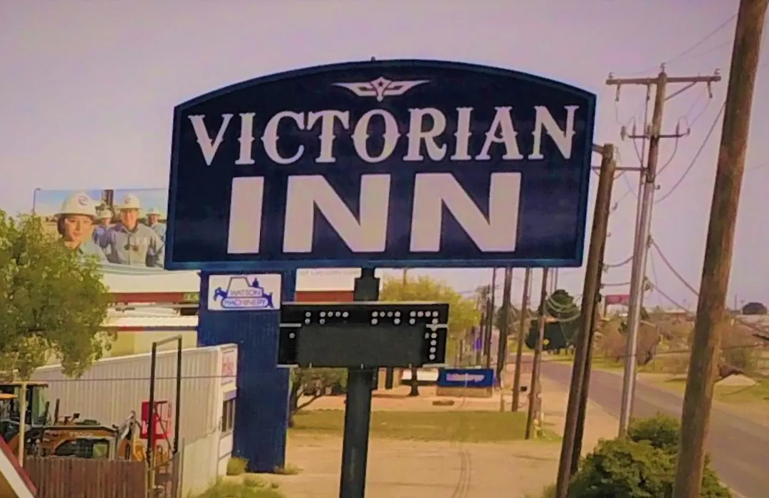 Victorian Inn Midland-1