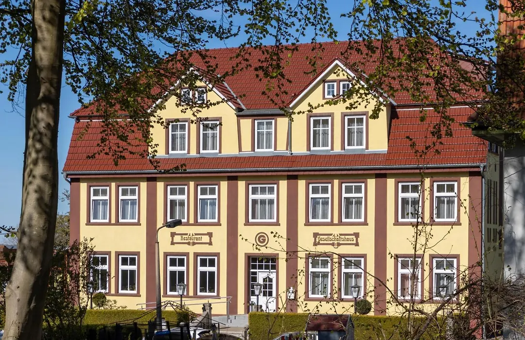 Hotel Gesellschaftshaus-1