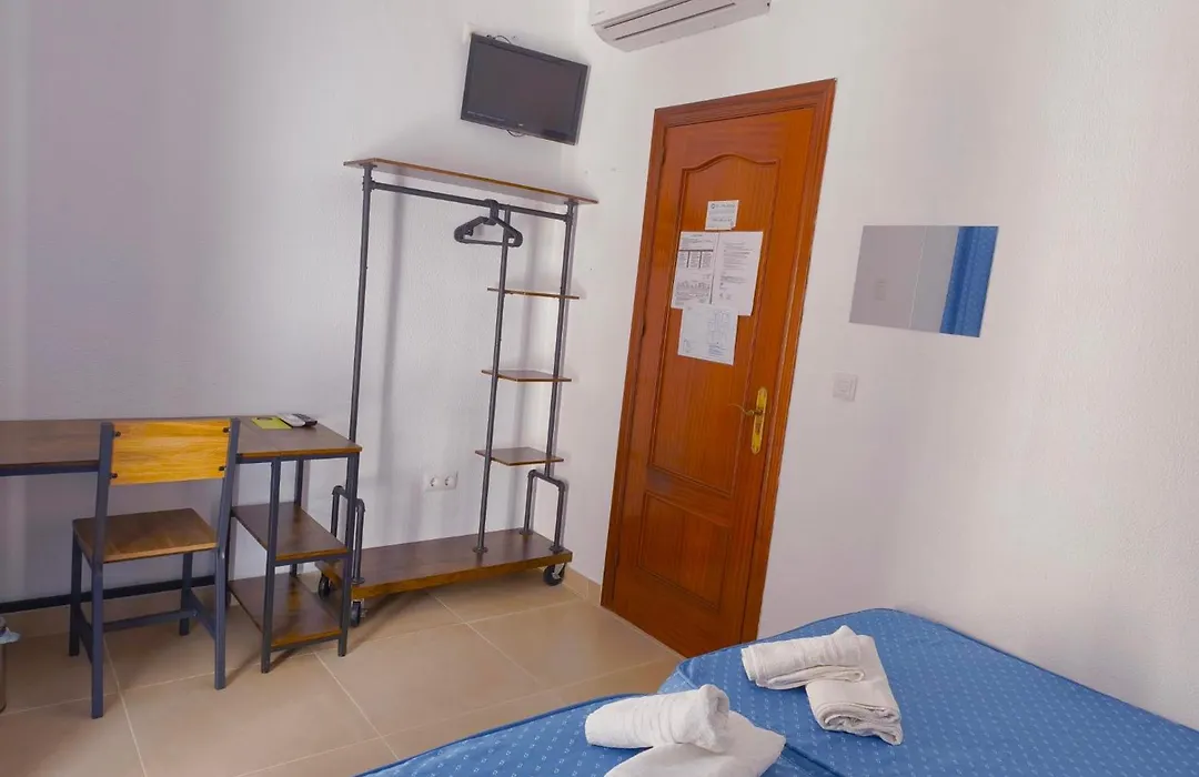 Hostal Fantoni-1
