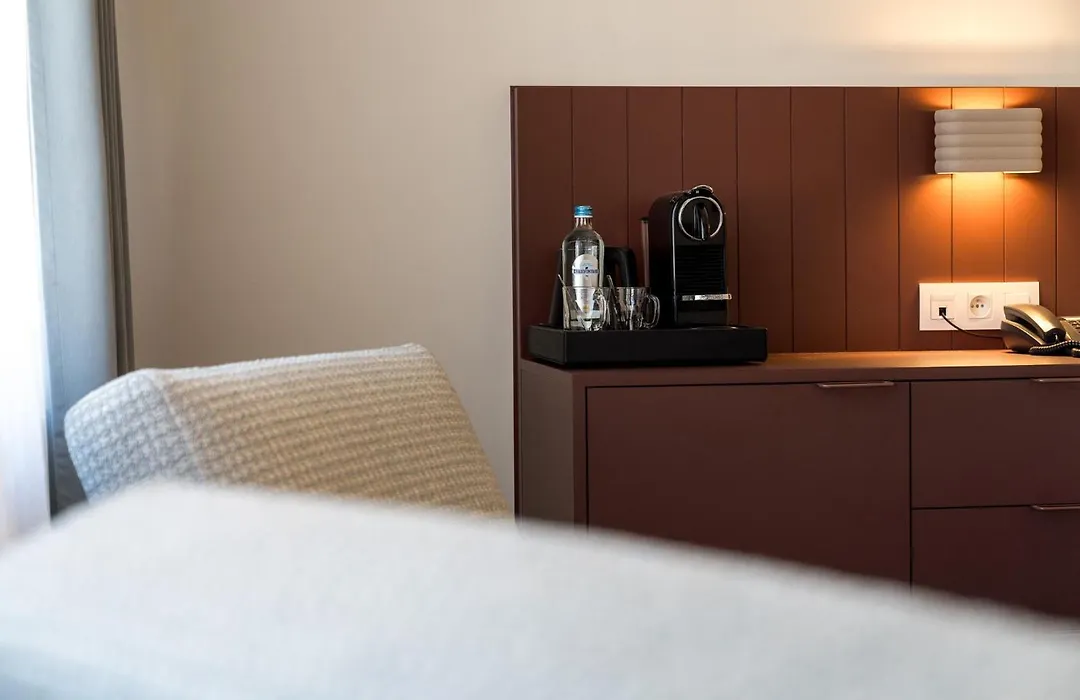 Hotel Iris-1