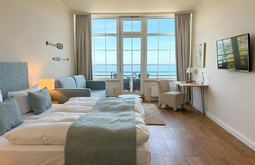 Strandhotel Miramar-1