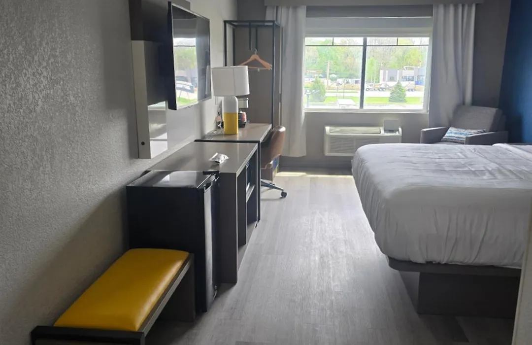 Rodeway Inn-1