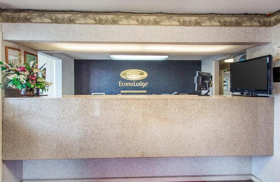 Econo Lodge Troy-1