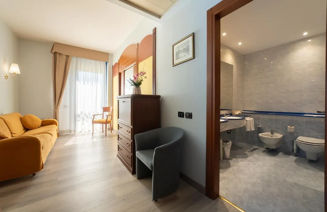 Hotel Persico's-1