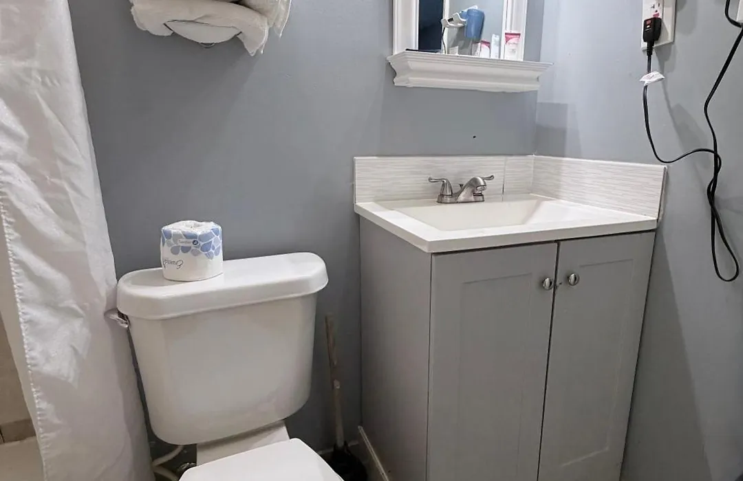 Scottish Inn And Suites - Bensalem-Philadelphia-1