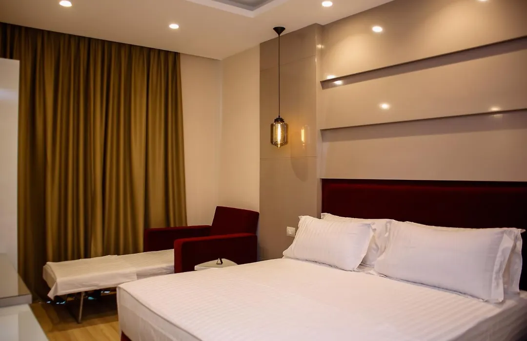 Hotel Luxury-1