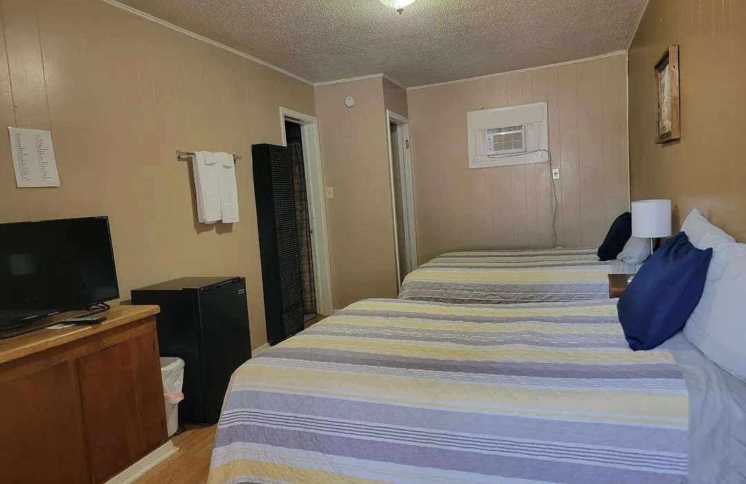 Canton Motel-1
