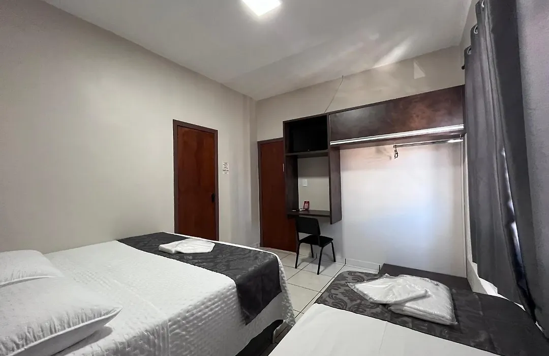 Rosa'S Hotel-1