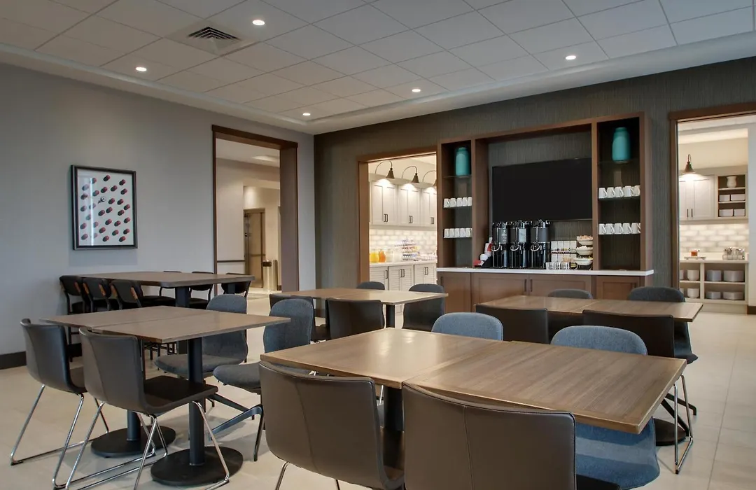Hyatt Place Milwaukee Downtown-1