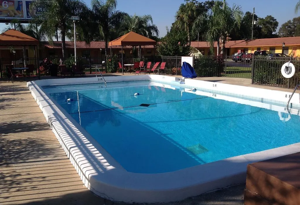 Silver Princess Motel-1