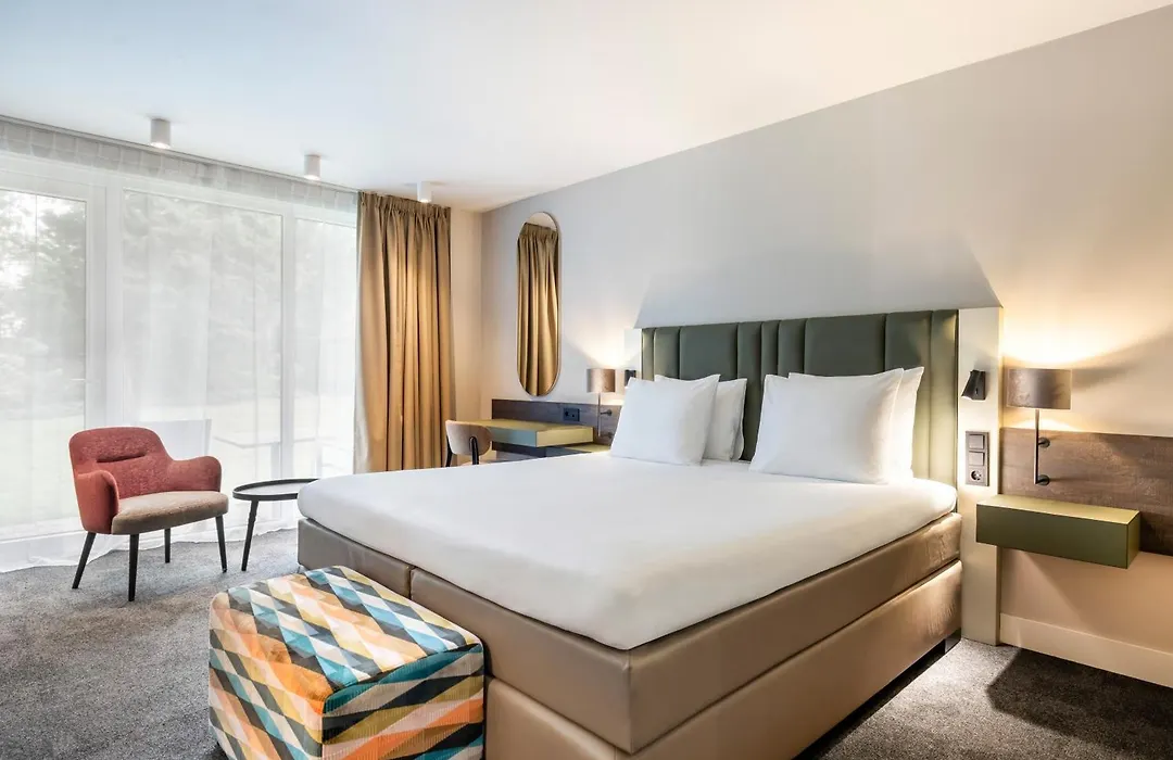 Van der Valk Hotel Hilversum/ De Witte Bergen-1