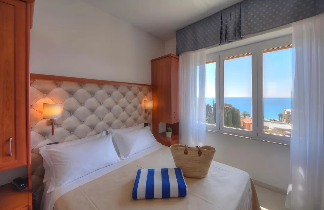 Hotel Noris-1