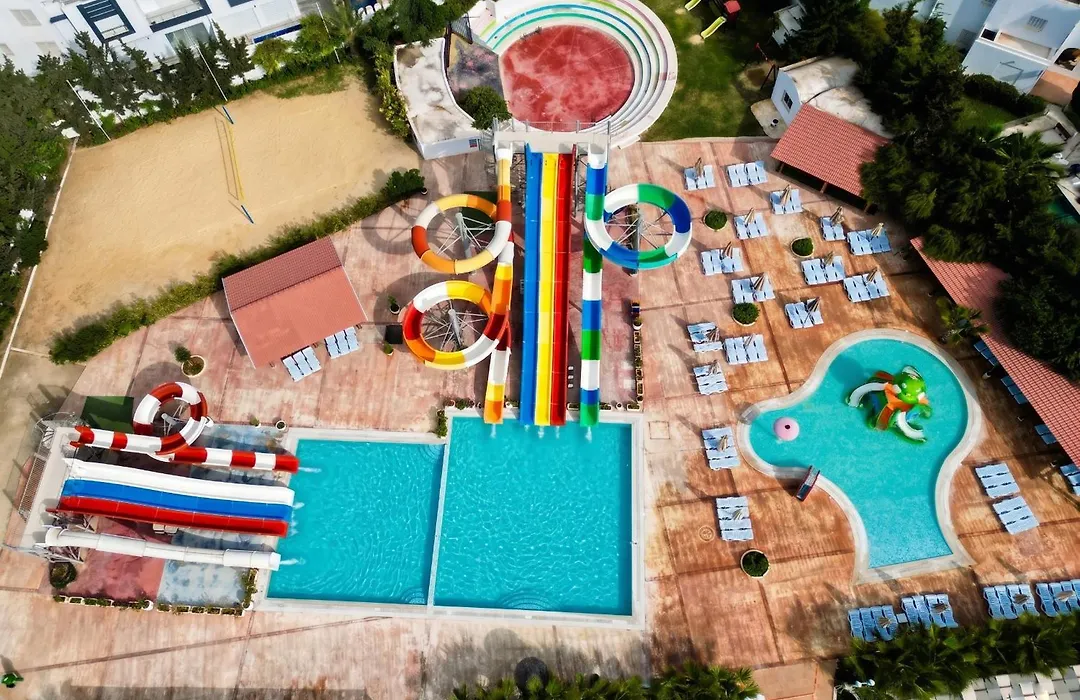 Zodiac Hôtel&Aqua Park-1