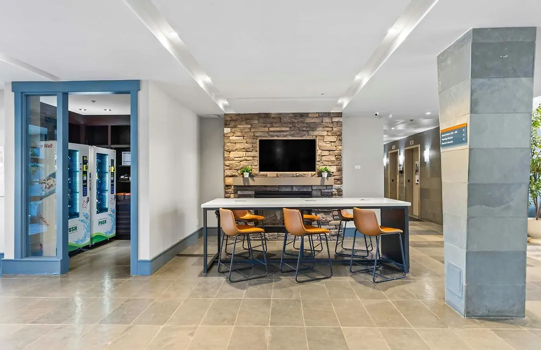 Sandman Hotel & Suites Calgary West-1