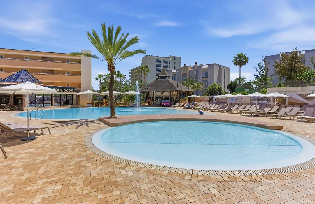 Aquasol Aparthotel-1