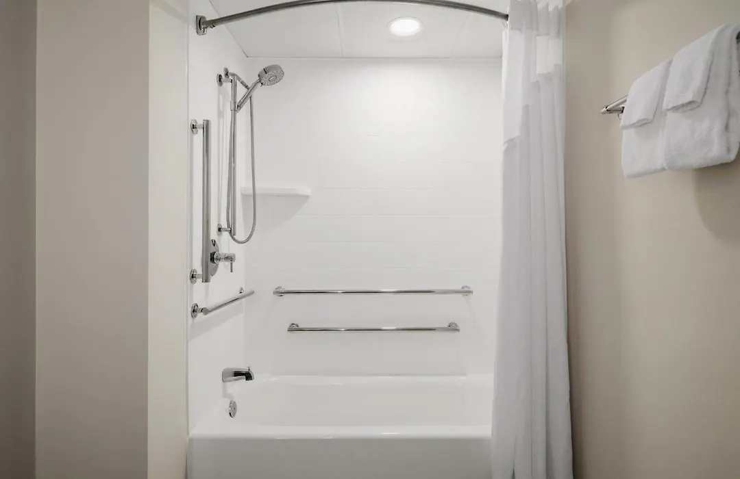 Holiday Inn Express Richmond-Brandermill-Hull Street By Ihg-1