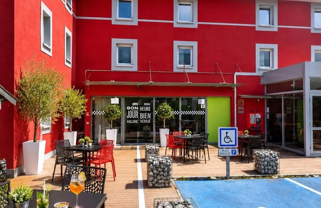 Enzo Hotels Reims Tinqueux by Kyriad Direct-1