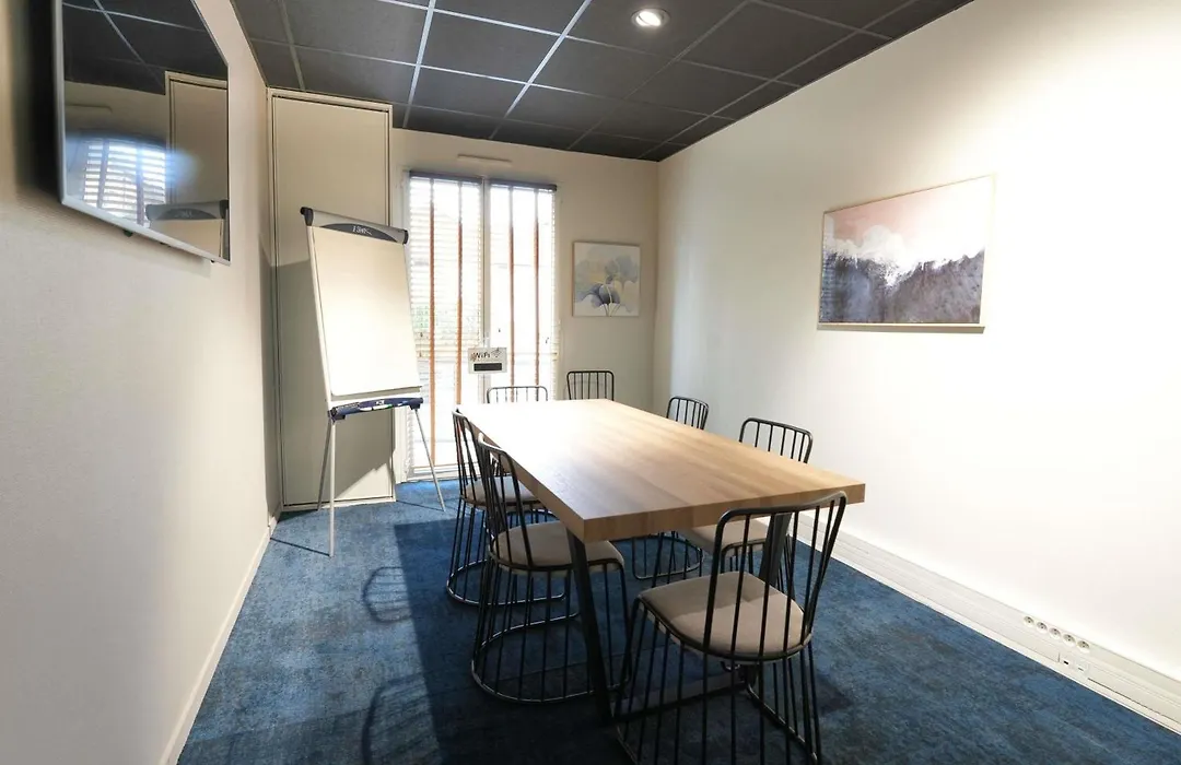 ibis Vitré Centre-1