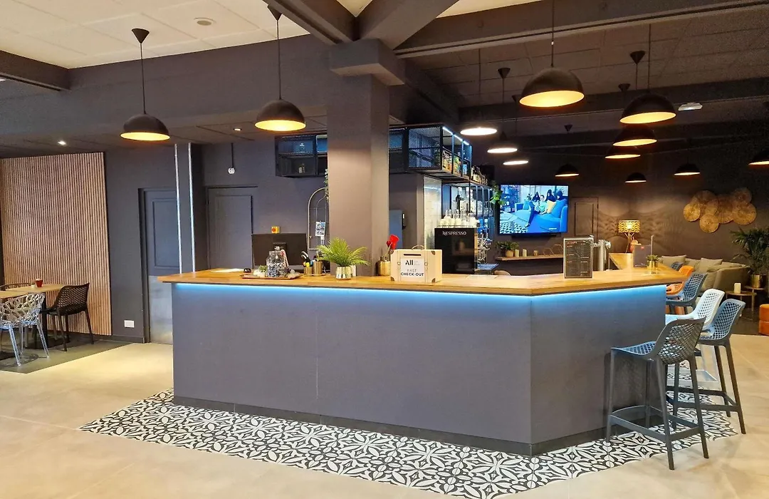 ibis Rambouillet-1