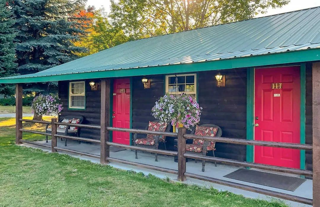 Dodge Peak Lodge-1