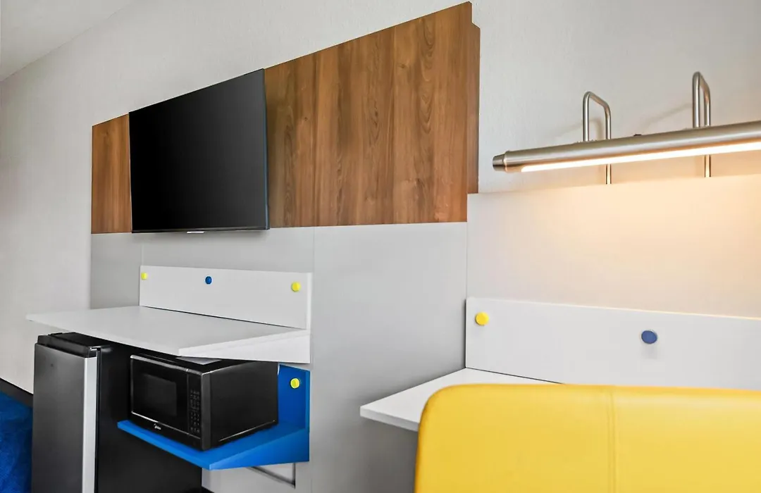 Microtel Inn & Suites By Wyndham Joplin-1