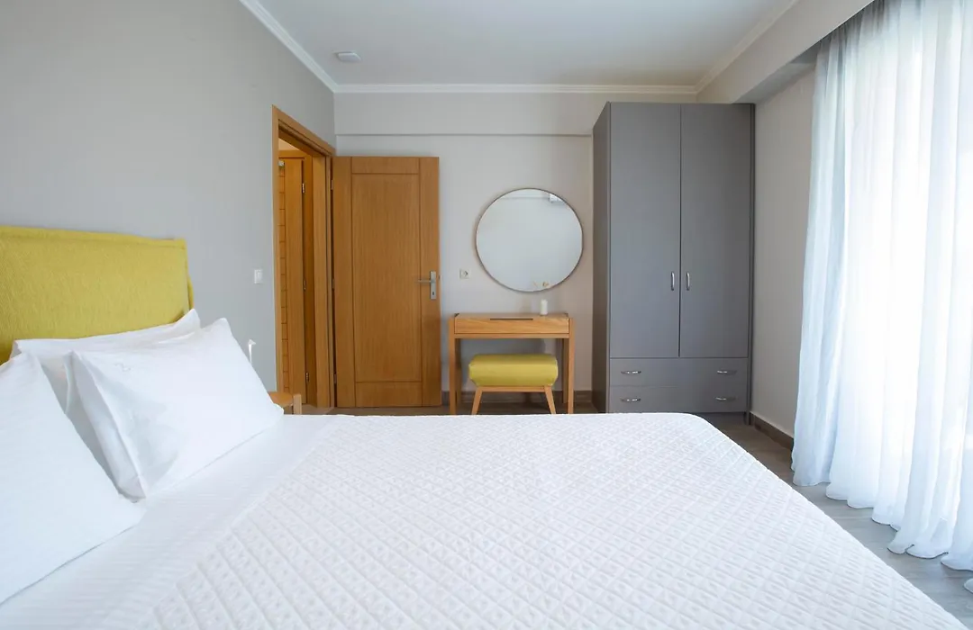 Zisis Suites-1