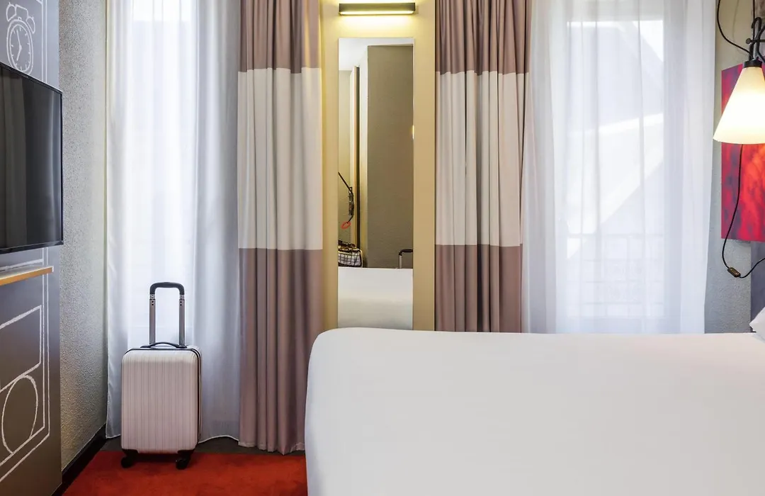 ibis Clichy Centre Mairie-1