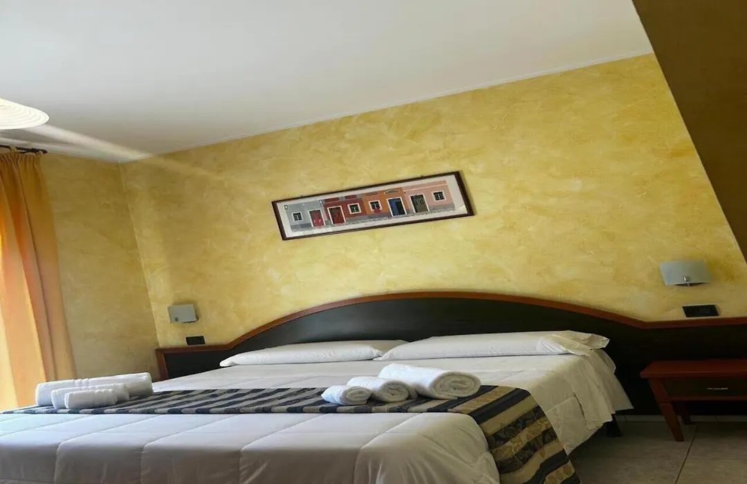 Hotel Blue Rose'S-1