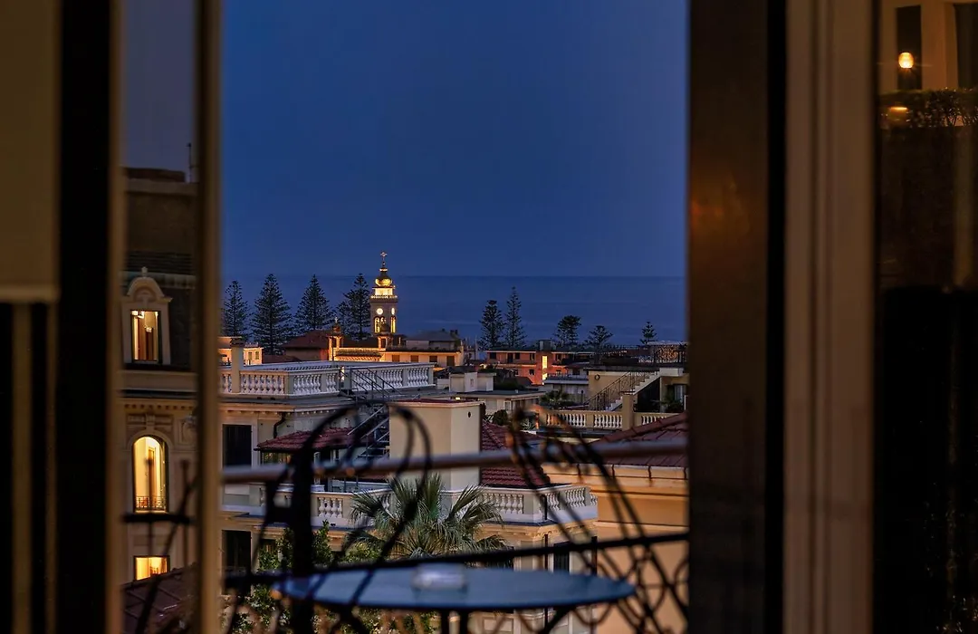 Hotel Astoria-1