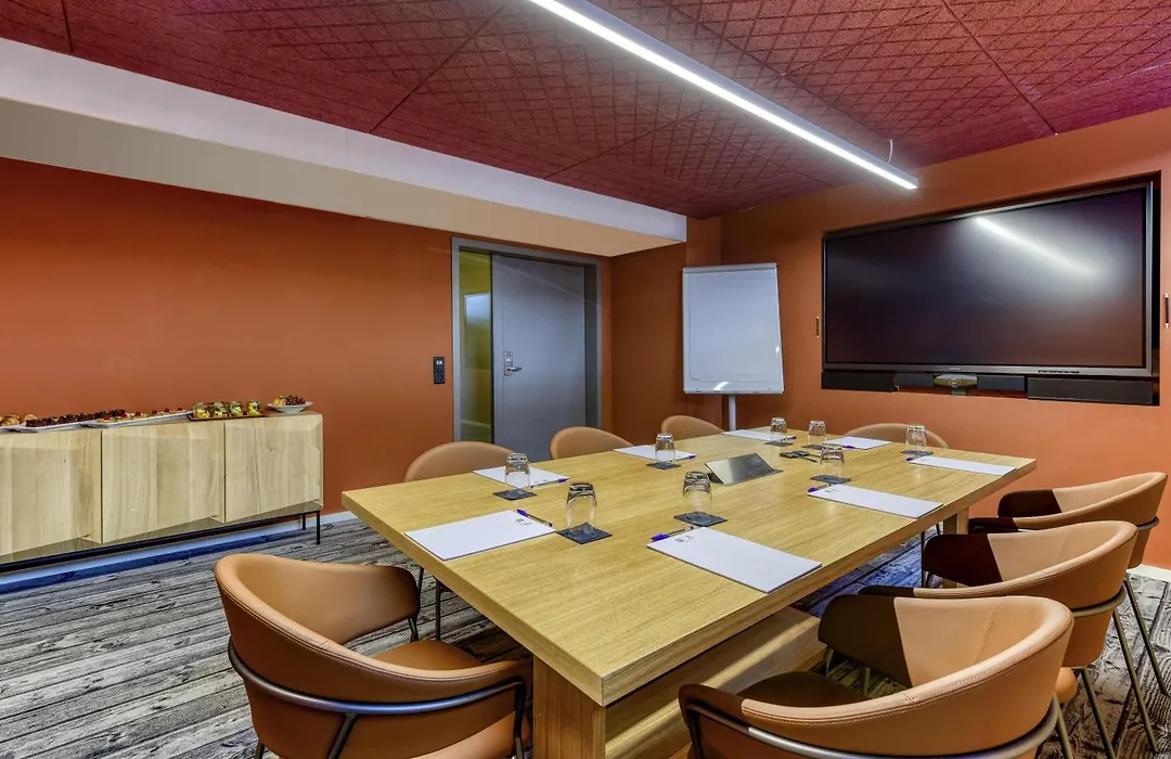 Ibis Styles Zurich City Center-1