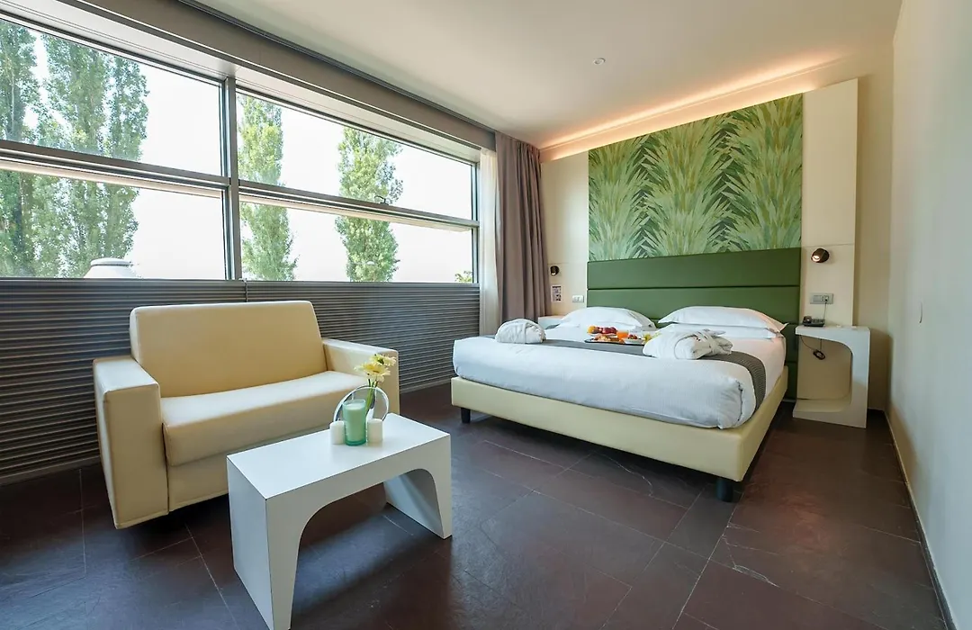 Best Western Hotel Green City-1