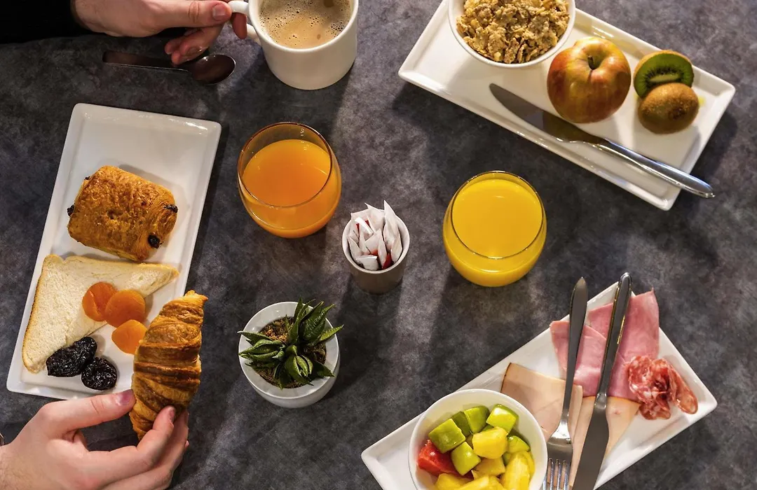 Ibis Clamart Paris Velizy-1