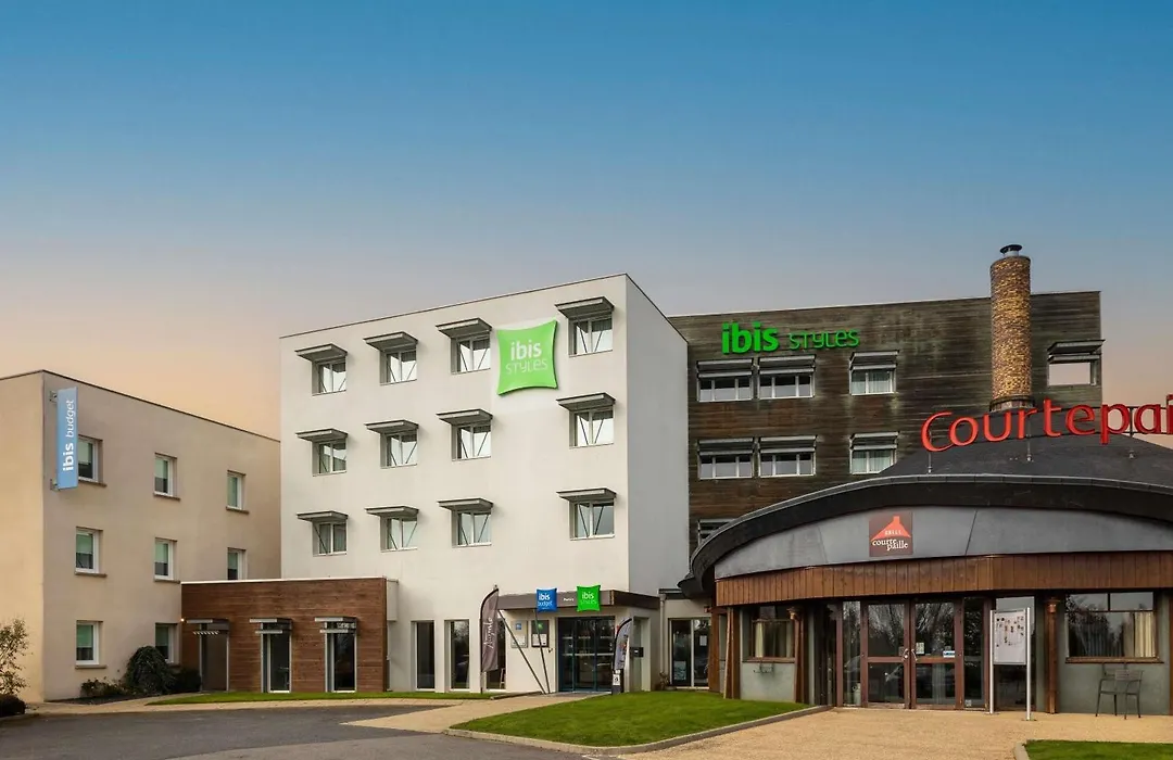 Ibis Budget Pontivy-1