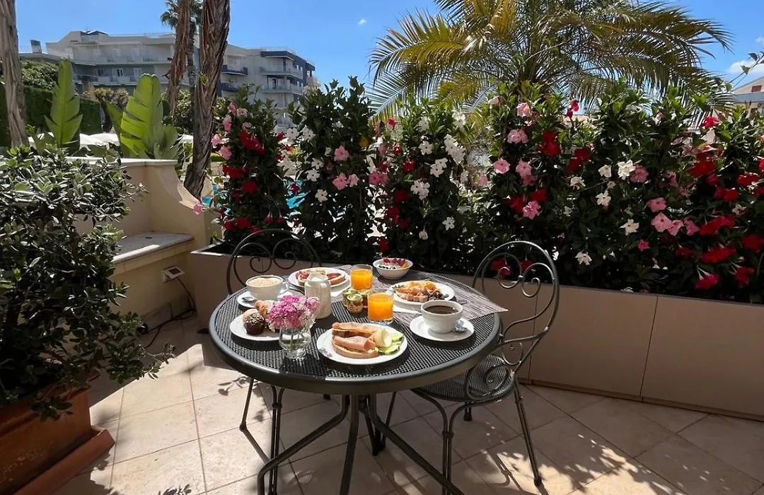 Villa Daphne-1