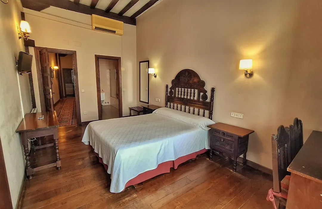 Hotel Altamira-1