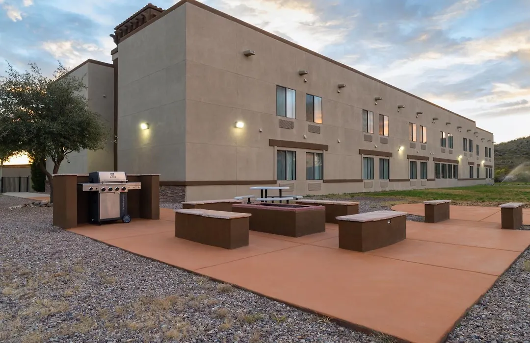 Tombstone Grand Hotel, A Baymont By Wyndham-1