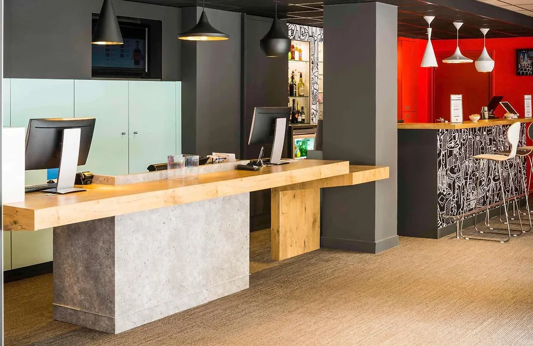 ibis Paris Pont de Suresnes Longchamp-1