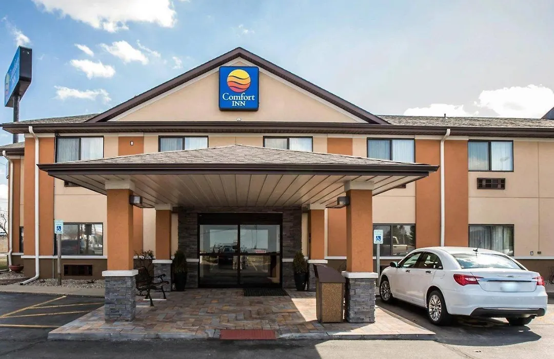Comfort Inn Morris I-80-1