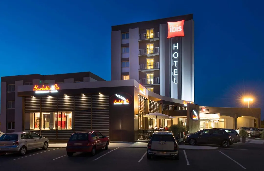 ibis Cholet-1