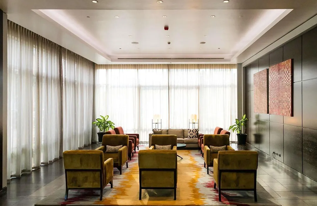 Moevenpick Ambassador Hotel Accra-1