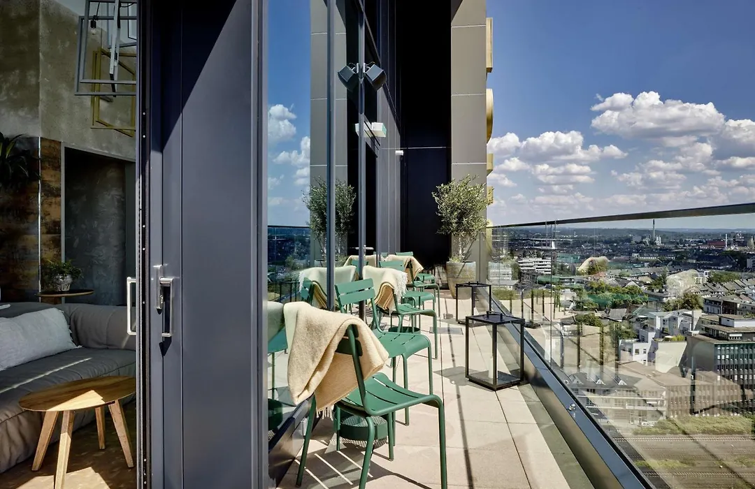 25Hours Hotel Das Tour-1