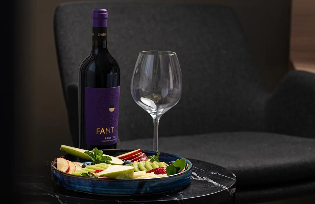 Park Inn By Radisson Vilnius Airport Hotel & Conference Centre-1