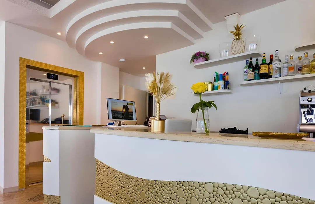 Miami Suite-1