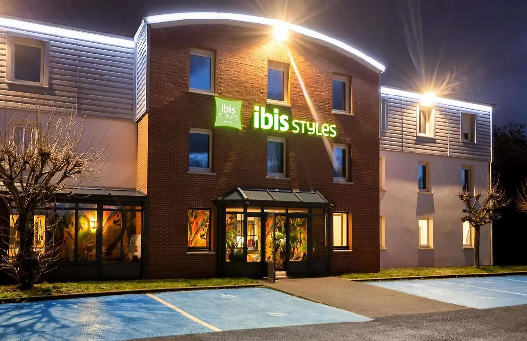 ibis Styles Saint-Quentin-1