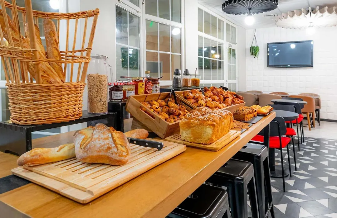 ibis Paris Ornano Montmartre Nord 18ème-1